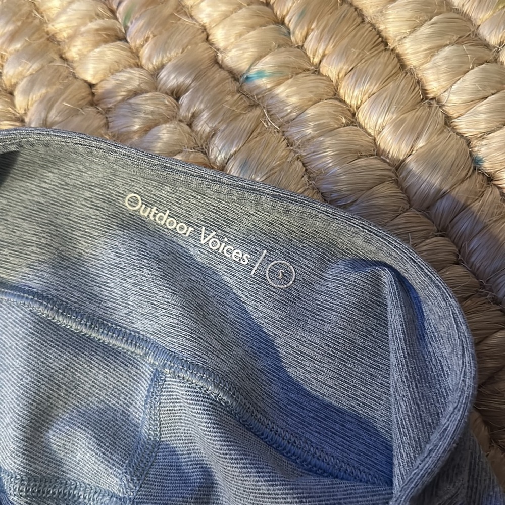 Outdoor voices leggings size small - Picture 2 of 2